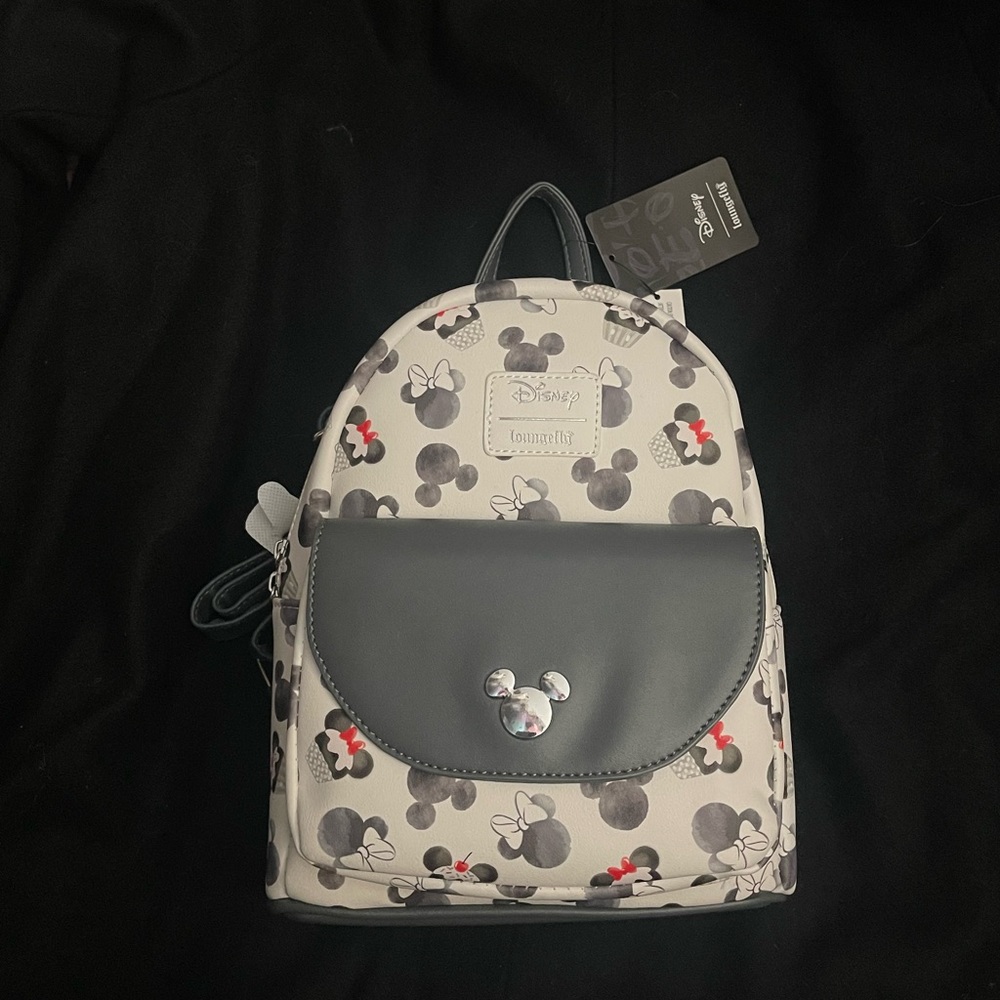 Loungefly Mickey and Minnie cupcake mini backpack NWT